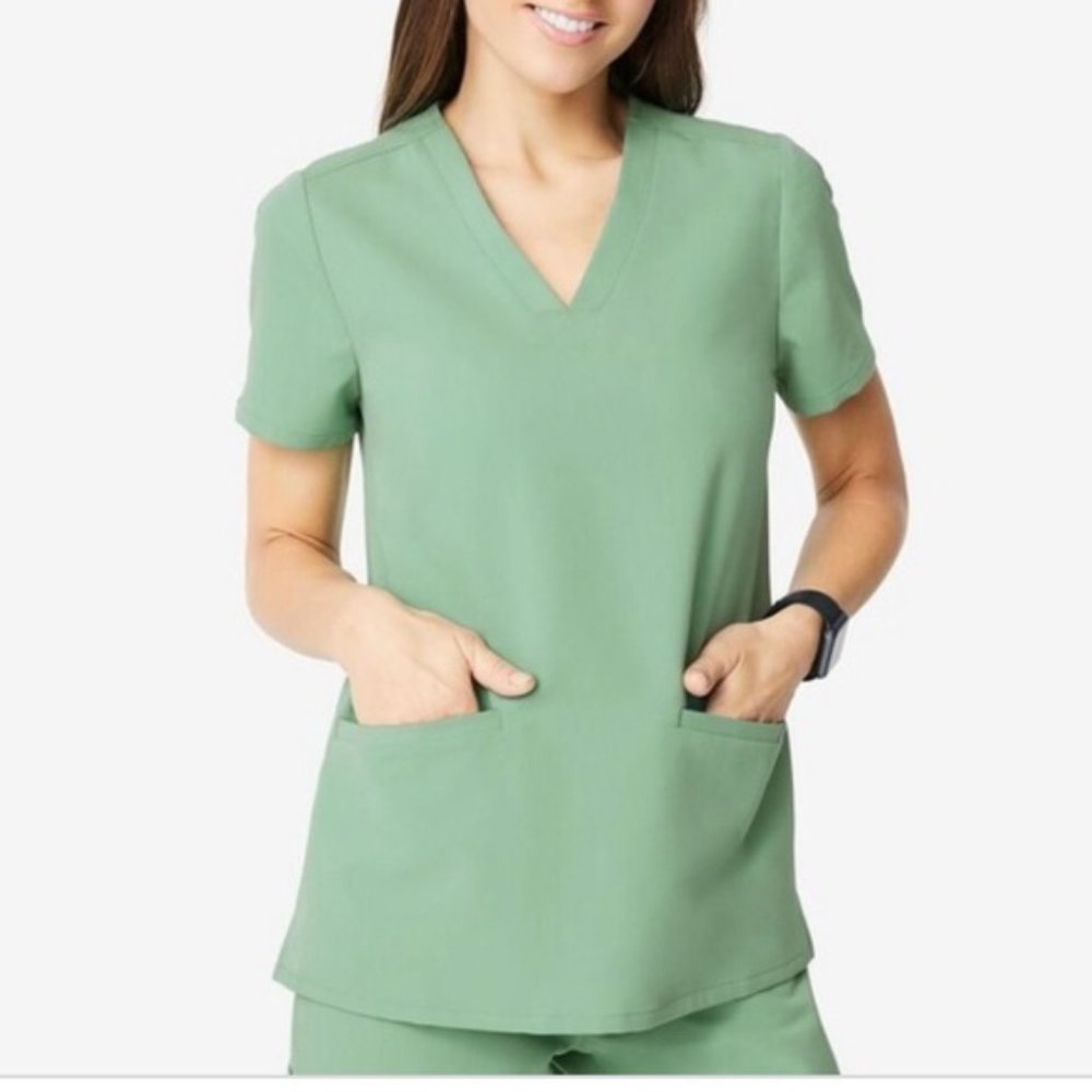 Figs Casma top